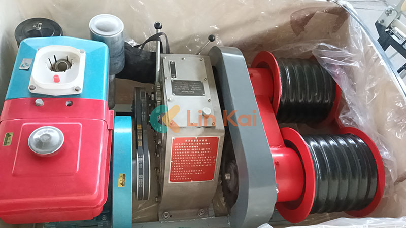 Thiết bị điện của Ninh Ba LingKai đến Oman