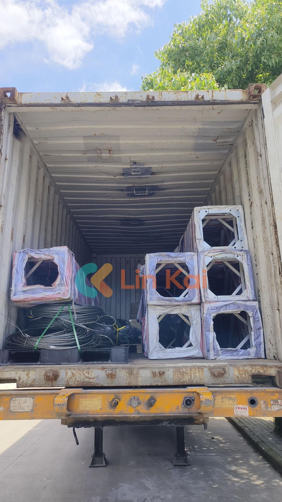 Công ty Lingkai đa dạng hóa thị trường xuất khẩu, xuất khẩu thiết bị điện chất lượng sang Malaysia