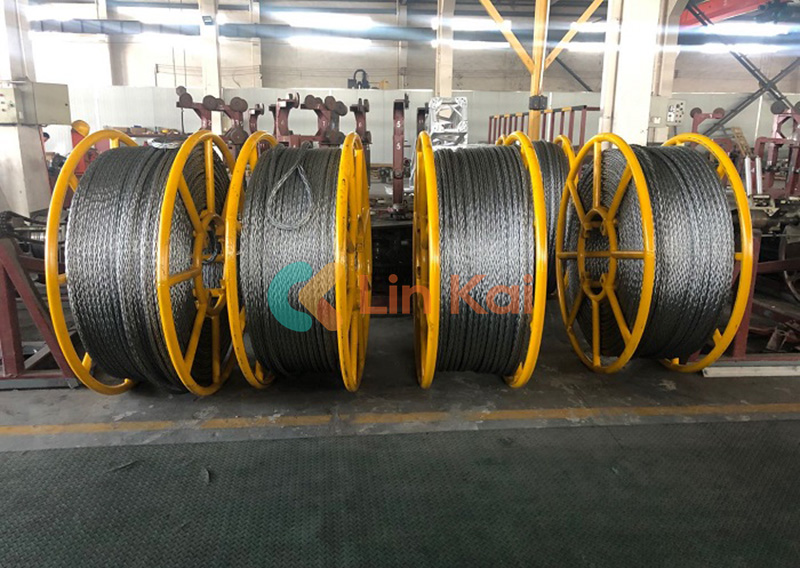 Xuất khẩu thiết bị xâu dây truyền tải sang Nam Mỹ