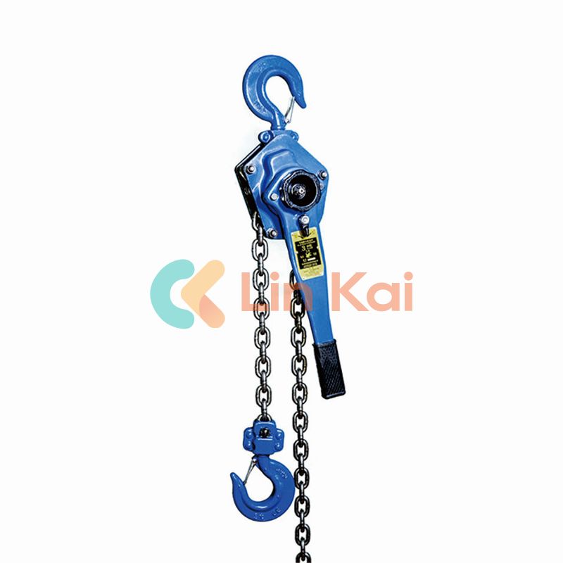 Vai trò của thiết bị căng dây trong việc xâu chuỗi đường dây truyền tải là gì?